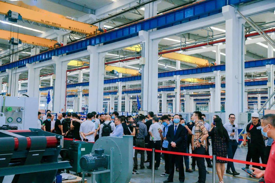 东方精工25周年 上市十载淬炼匠心，三款联线新品亮相工厂开放日